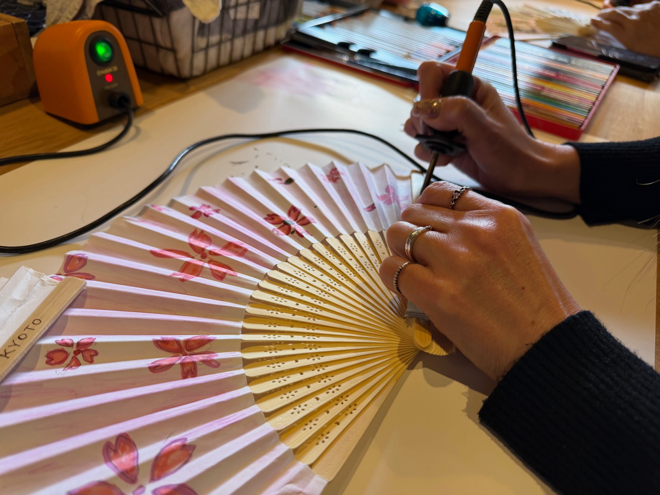 京都扇子づくり体験，京都体験，京都遊び場，DIY体験京都，京都カップル体験人気