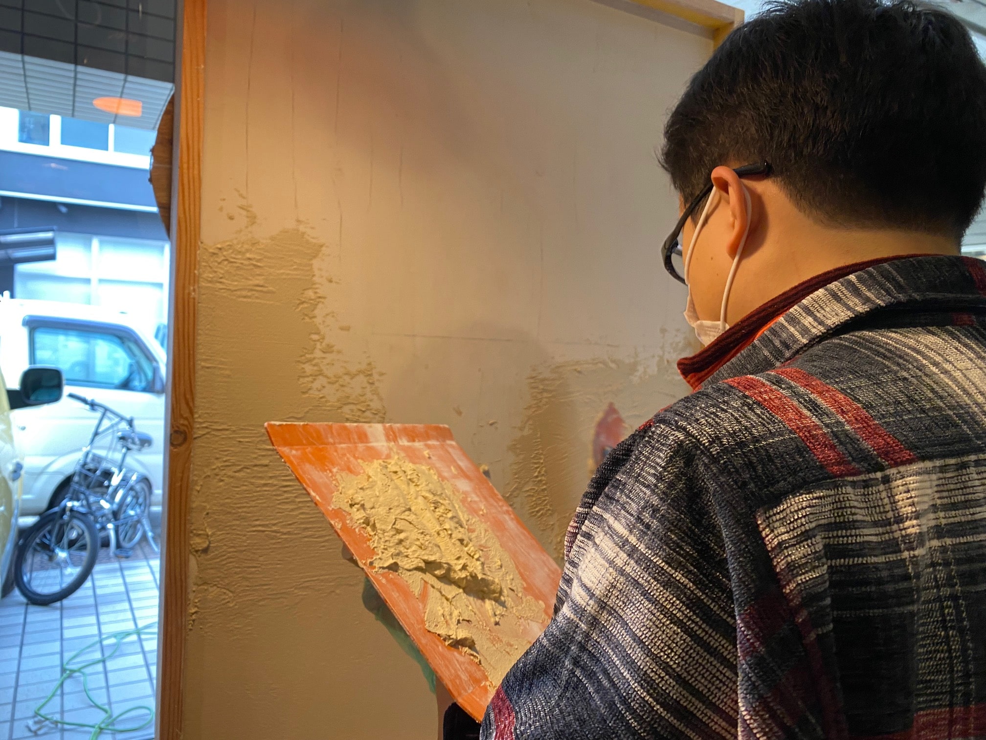 DIYリノベ京都，塗り壁体験DIY京都，うまーくヌレール漆喰