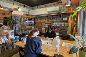 京都観光 ＋ タイルのマグネット・箸置きワークショップ♪