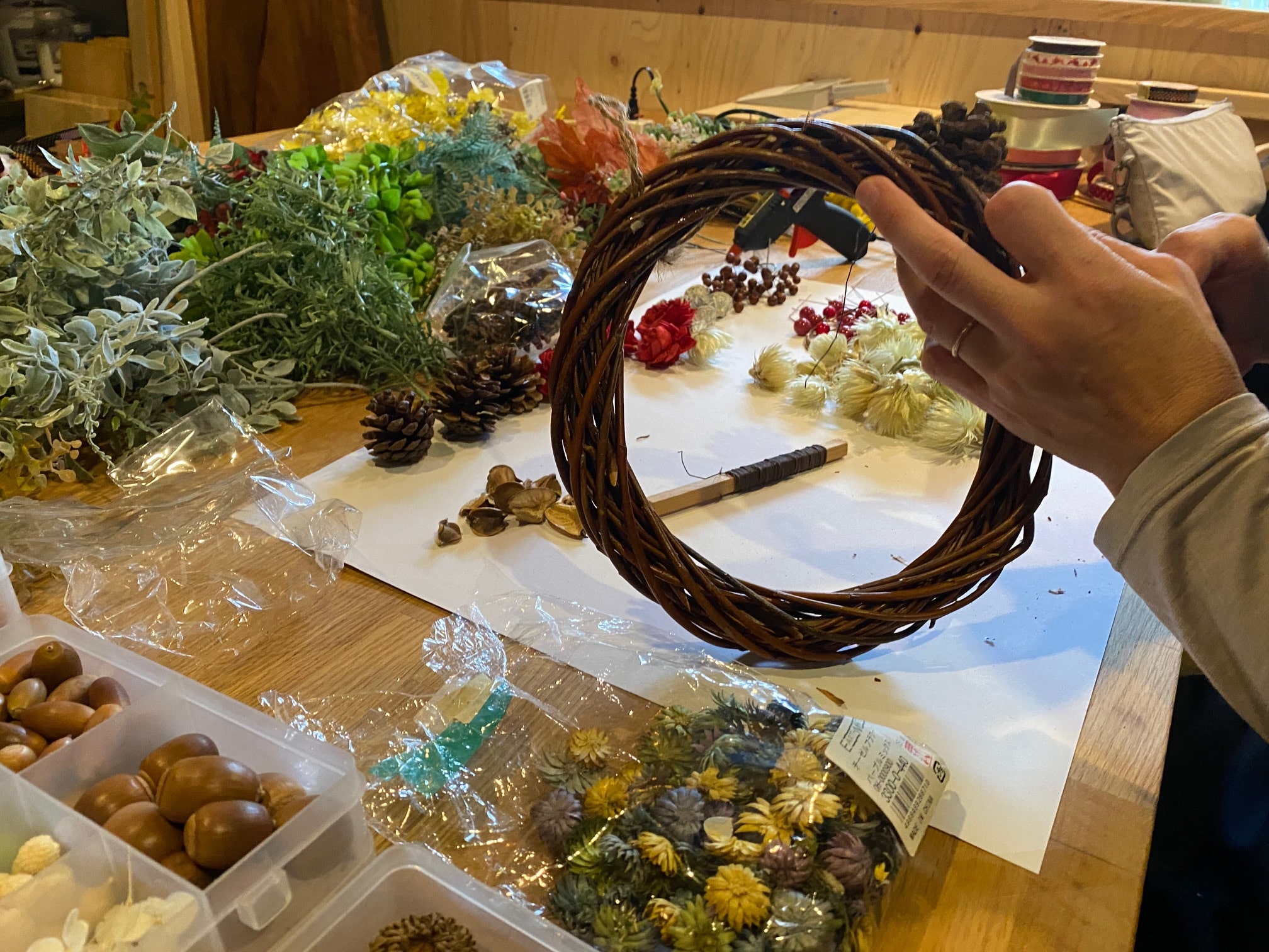 京都遊び場，リースづくりワークショップ京都
