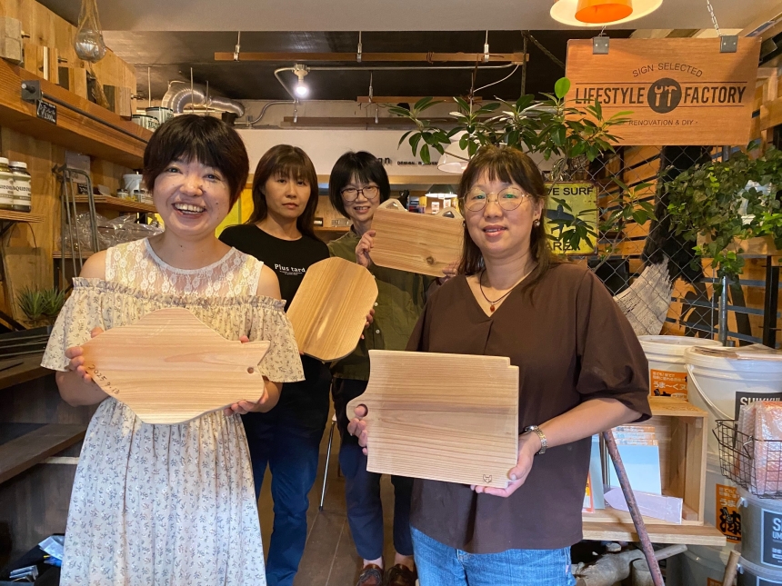 DIY女子会で「カッティングボード」づくり(*^^)v