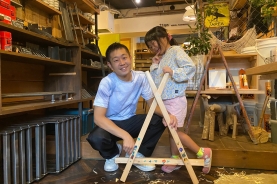 人気のワークショップ「三角竹馬」づくり☆